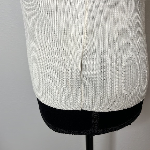 St. John Couture size Medium beaded, ruffled, ribbed sleeveless - Picture 14 of 16